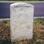 Milton Hynes' gravestone