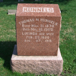 Thomas M. Runnels' gravestone